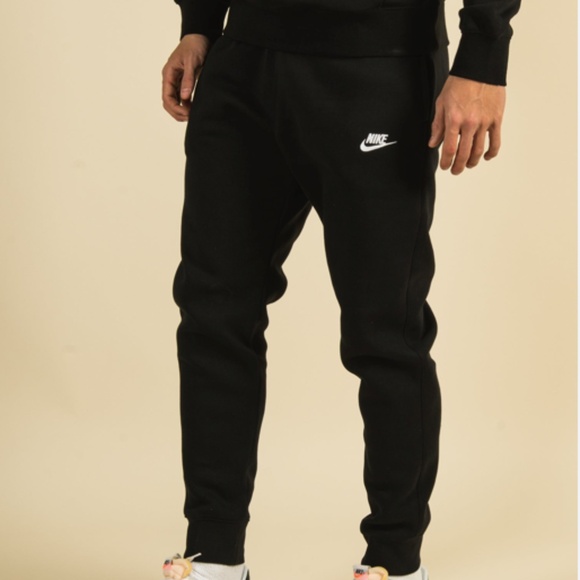 Nike NSW Sportswear Club Fleece Jogger Size M Men Pants Black BV2671-010 - Picture 1 of 13